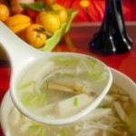 白胡椒花蛤金针豆腐汤