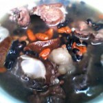 黑豆猪骨汤