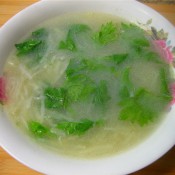 芹菜叶土豆汤