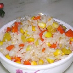 玉米胡萝卜炒饭
