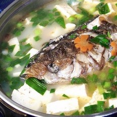 鱼头豆腐火锅