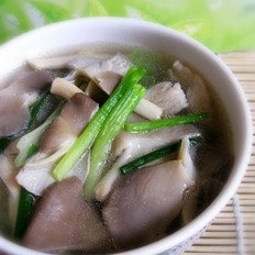 袖珍菇生菜汤