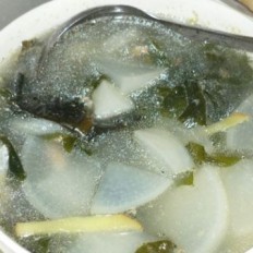 海藻萝卜汤