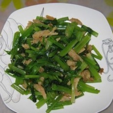 大海米拌芹菜