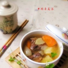牛腩杂蔬汤