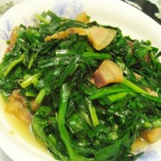 韭菜莴笋炒腊肉