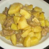 咖喱排骨焖土豆