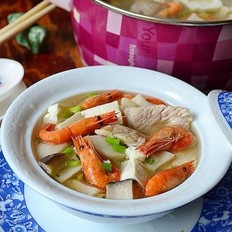 杏鲍菇鲥虾肉片豆腐汤