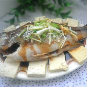 清蒸豆腐鱼