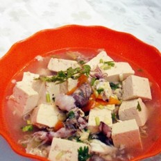 乌鱼豆腐汤