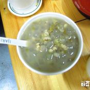 绿豆薏米冬瓜甜汤