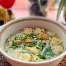 鱼豆腐炖菌菇汤