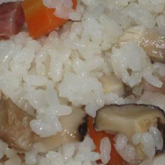腊肉香菇米饭
