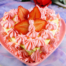 奶油霜草莓蛋糕