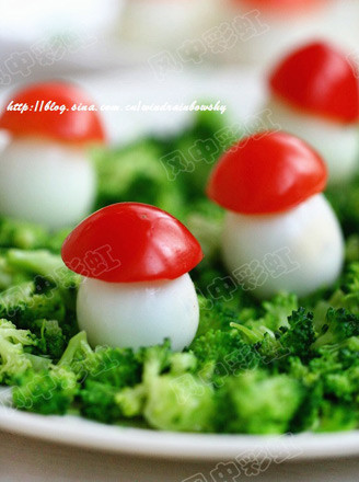 番茄小蘑菇