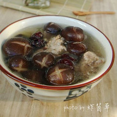 香菇红枣排骨汤