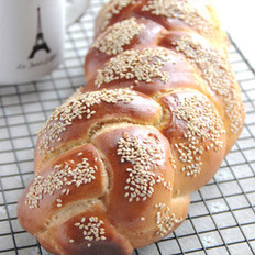 哈拉犹太白面包