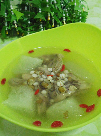 冬瓜绿豆薏仁枸杞鸭腿汤的做法