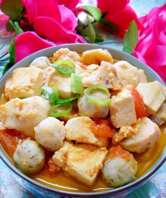 西红柿鱼丸豆腐汤的做法