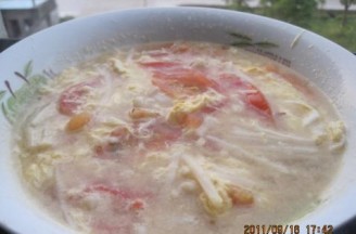 西红柿金针菇蛋汤的做法