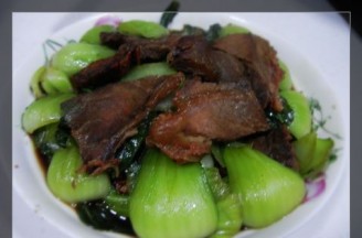 青菜炖牛肉的做法