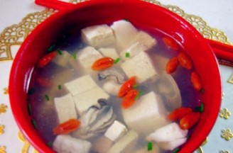 海蛎青蛤豆腐汤的做法