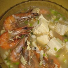 鲜虾豆腐汤