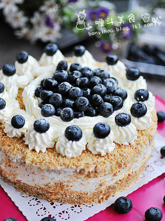 蓝莓装饰蛋糕的做法