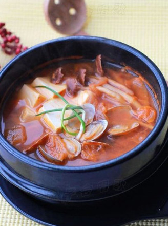 豆腐花蛤泡菜锅 豆腐花蛤泡菜锅的家常做法 美食杰豆腐花蛤泡菜锅做法大全