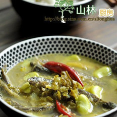 泥鳅雪菜蚕豆汤的做法