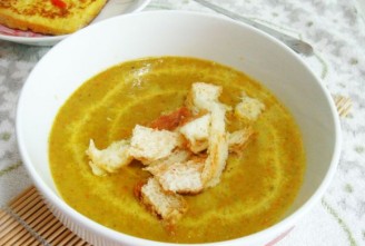 咖哩蔬菜汤的做法