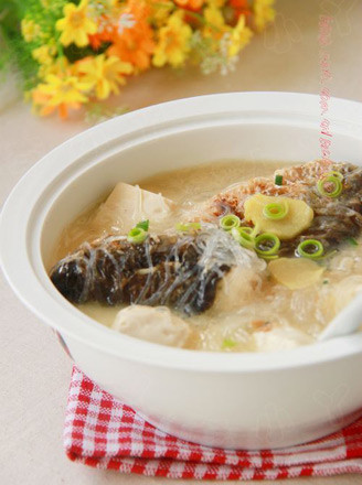鱼头粉丝豆腐汤的做法
