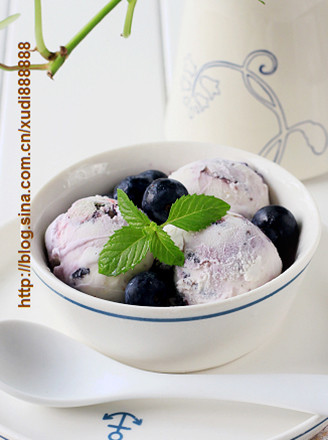 蓝莓冰激凌的做法